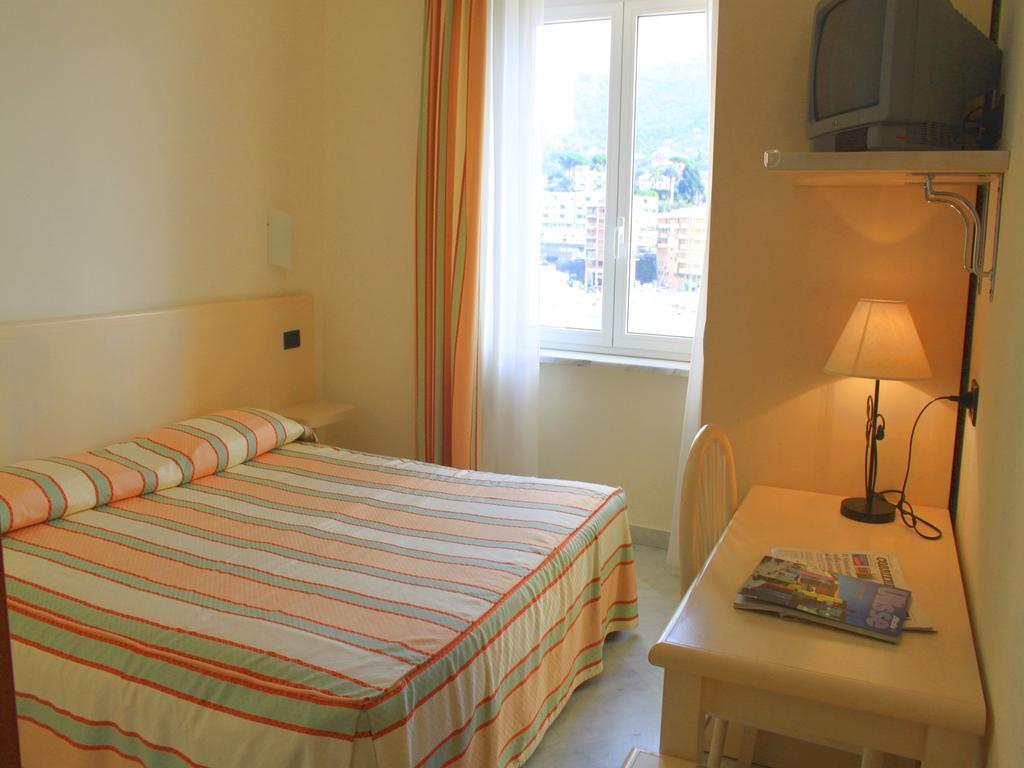 Hotel Elena 렉코 외부 사진