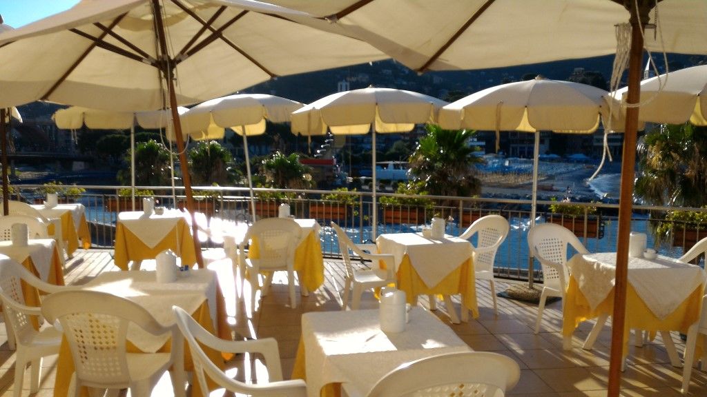 Hotel Elena 렉코 외부 사진