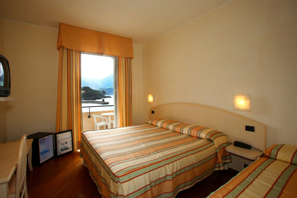 Hotel Elena 렉코 외부 사진